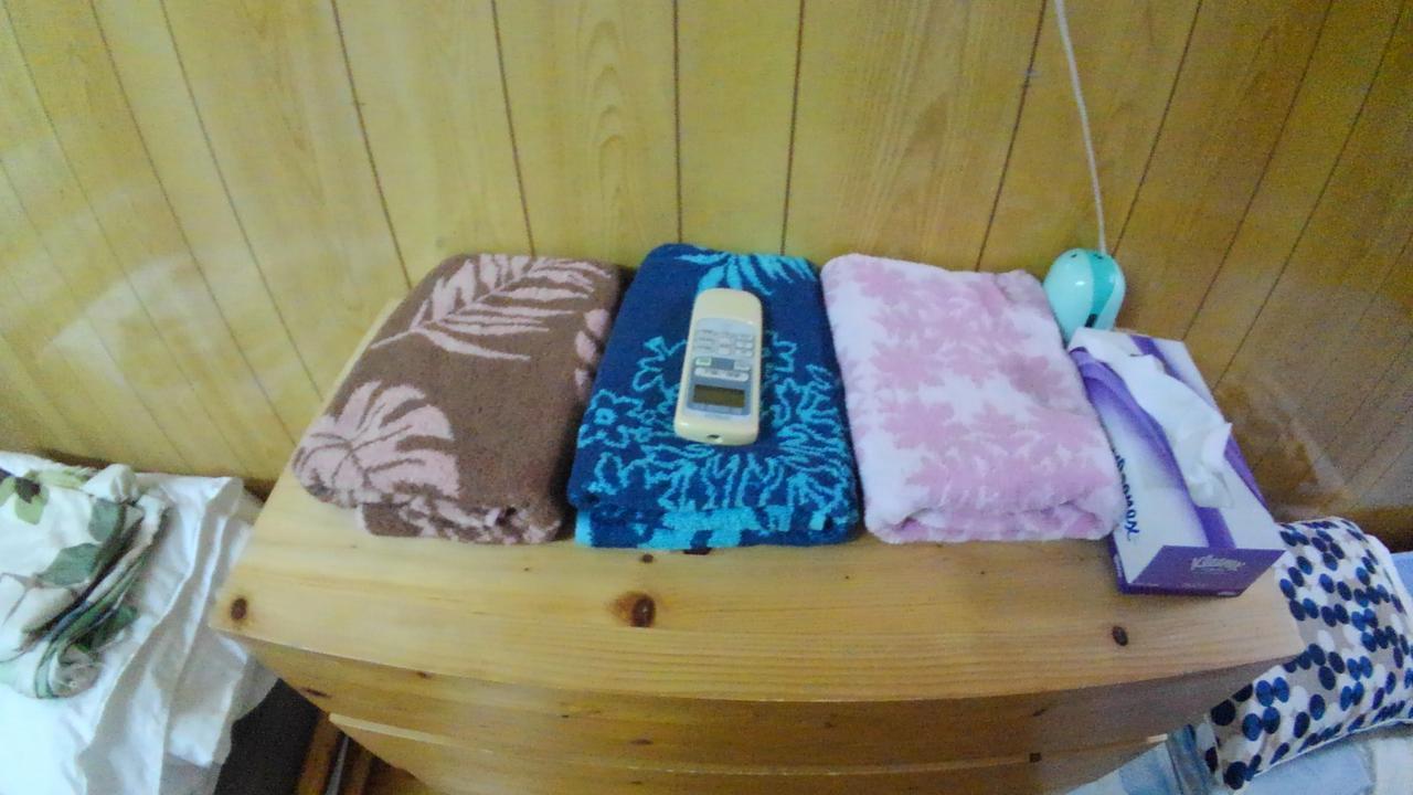 Tropical Surf House Okinawa Hotell Onna Exteriör bild